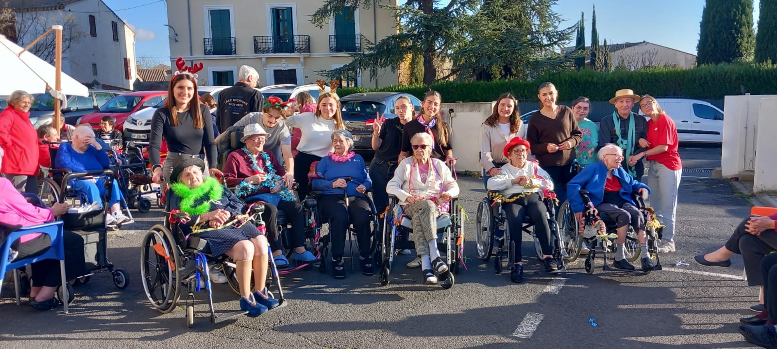 You are currently viewing 17 Déc 2025 : les Term fêtent Noël à l&rsquo;EHPAD de Capestang